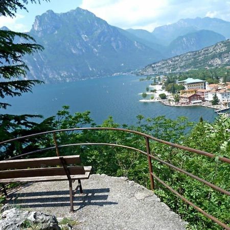 Casa Zanoni Lägenhet Torbole Sul Garda Exteriör bild