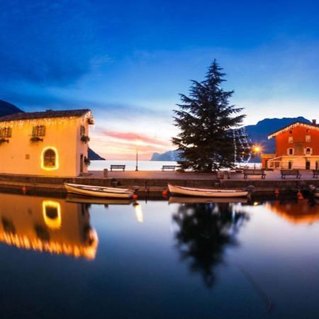 Casa Zanoni Lägenhet Torbole Sul Garda Exteriör bild