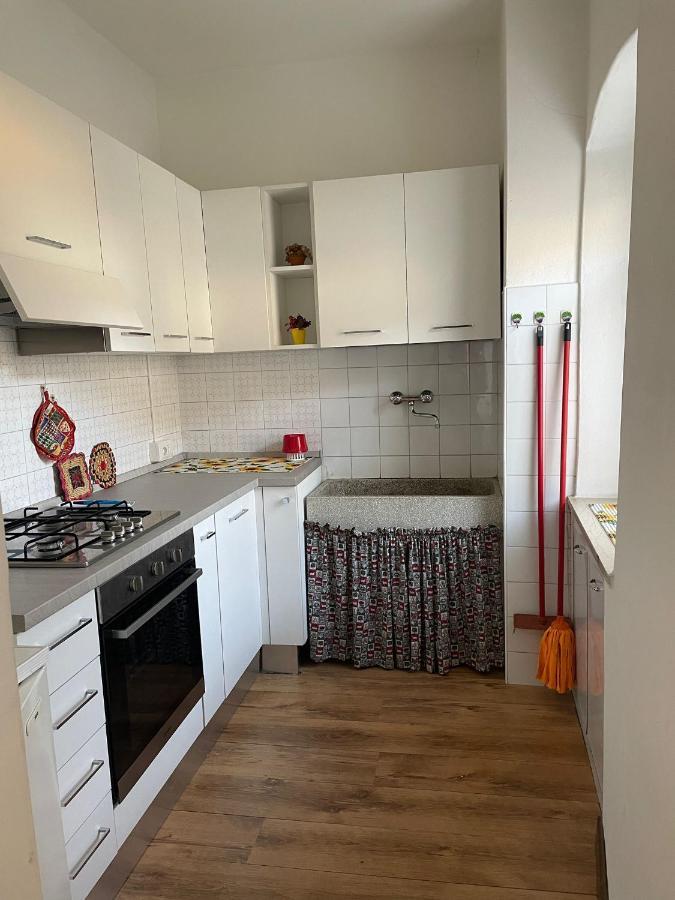 Casa Zanoni Lägenhet Torbole Sul Garda Exteriör bild