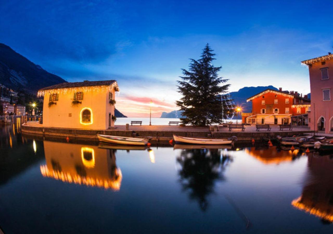 Casa Zanoni Lägenhet Torbole Sul Garda Exteriör bild