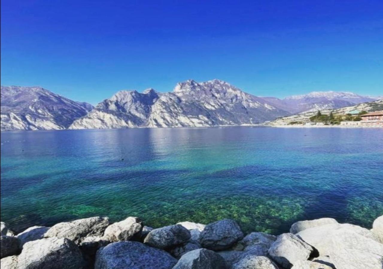 Casa Zanoni Lägenhet Torbole Sul Garda Exteriör bild